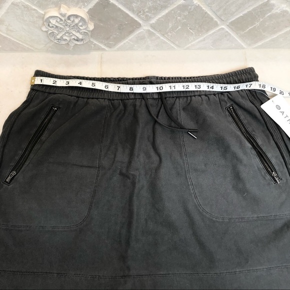 NWT Athleta Farallon Skirt, Grey, Size 14 - Picture 12 of 13